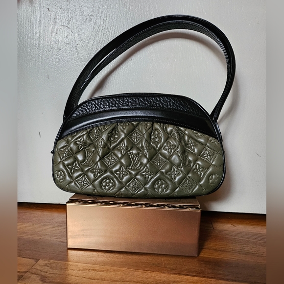 Louis Vuitton Klara Vienna Limited Edition Handbag Monogram Quilted Lambskin - Picture 4 of 7